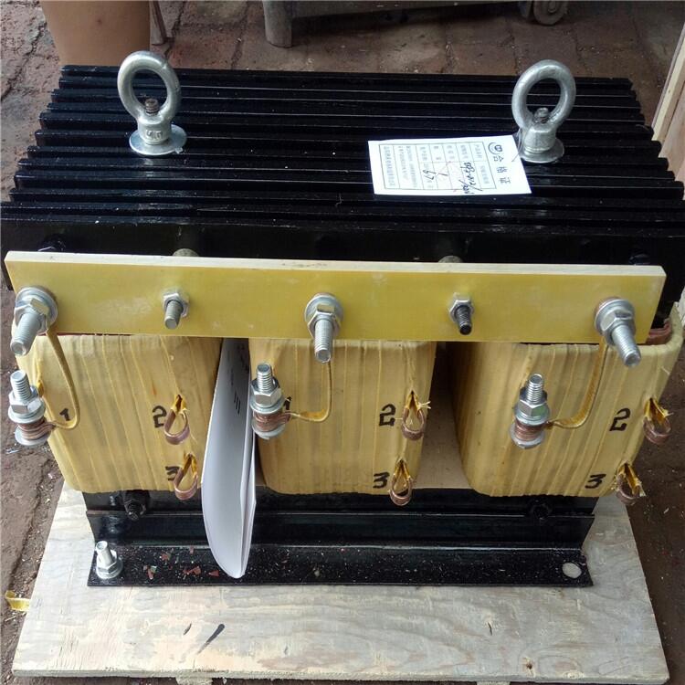 BP8Y-910/2825山東魯杯頻敏變阻器接入異步電動機的轉子回路中