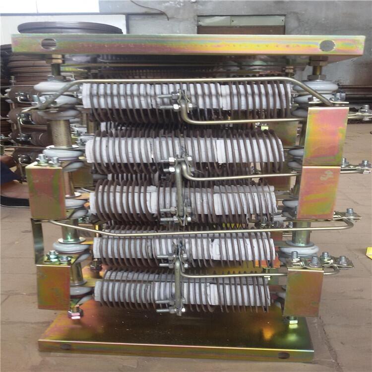 中性點接地電阻器?35KV-600A-10S?柜體結(jié)構(gòu)具有佳的冷卻氣流通路散熱效果良好